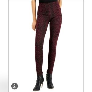 INC WOMEN'S RED ANIMAL PRINT LEGGINGS SIZE 2